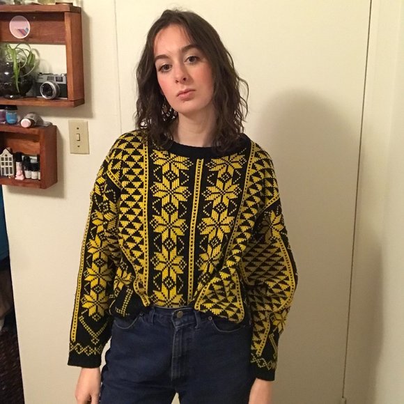 Black and Yellow Sweater - Picture 2 of 5